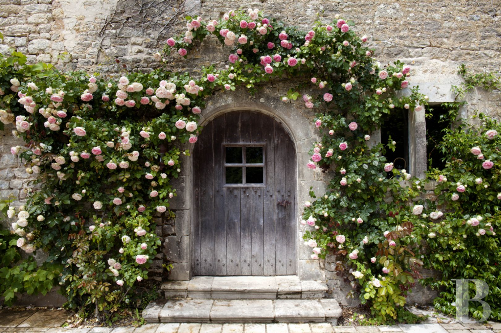 Dans le Cotentin, au sud de Valognes, un château traversé par les siècles - photo  n°2